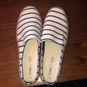 TOMS Navy Rivera Stripe Sunrise Mule Slip On
